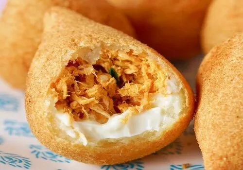 coxinha, receita de coxinha, coxinha de frango, salgado, coxinha de frango simples, como fazer coxinha, coxinha de frango caseira, coxinha de frango com catupiry, coxinha de frango cremosa, coxinha de frango fácil, coxinha de frango de padaria, coxinha de frango passo a passo, coxinha de frango tradicional, coxinha de frango com massa macia, coxinha de frango crocante.