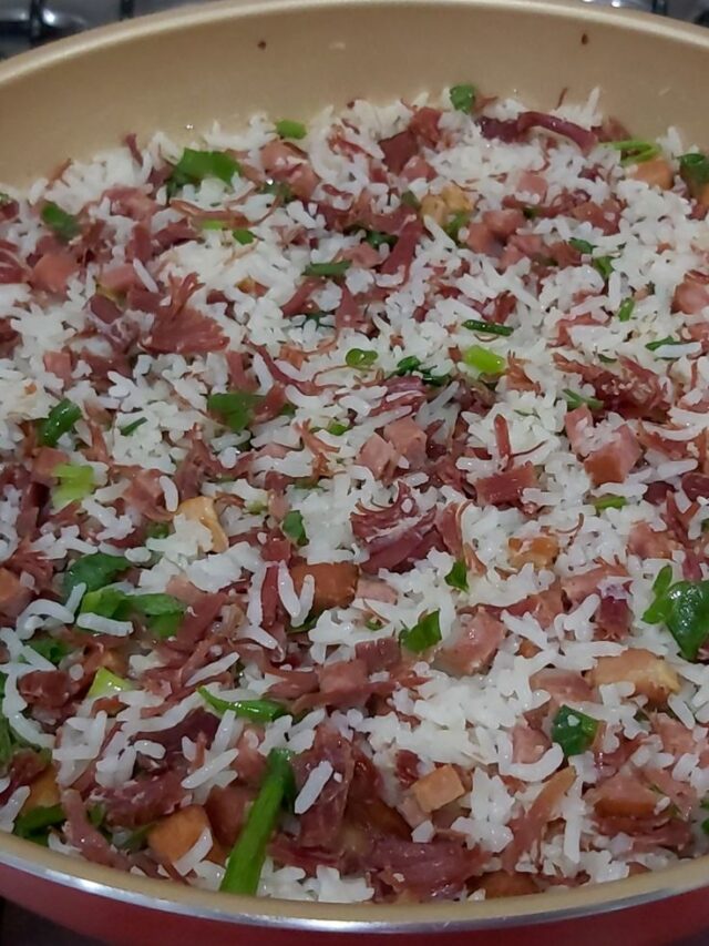 Receita de Arroz Carreteiro impossível resistir