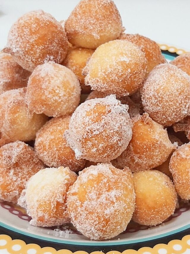 Aprenda Bolinho de Chuva com açúcar e canela