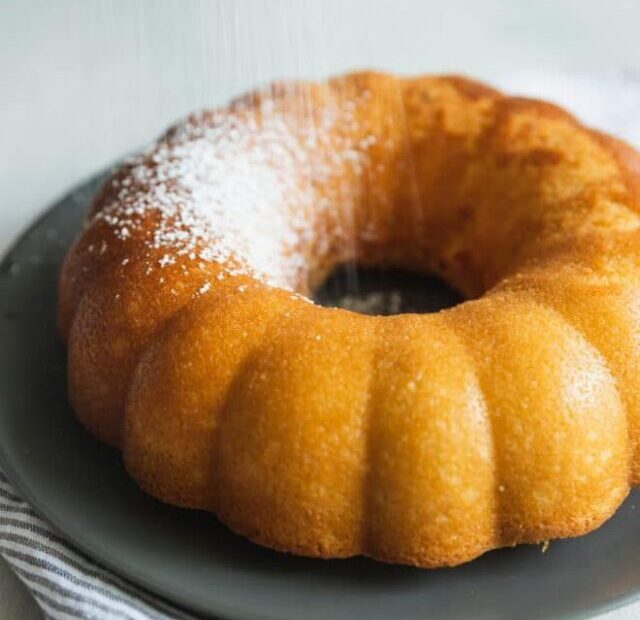 "bolo de leite, bolo de leite condensado, bolo de leite em pó, receita de bolo de leite, bolo de leite simples, bolo de leite fofinho, bolo de leite caseiro, bolo de leite cremoso, bolo de leite com coco, bolo de leite de liquidificador, bolo de leite com calda, bolo de leite delicioso, bolo de leite fácil, bolo de leite rápido, bolo de leite para sobremesa."