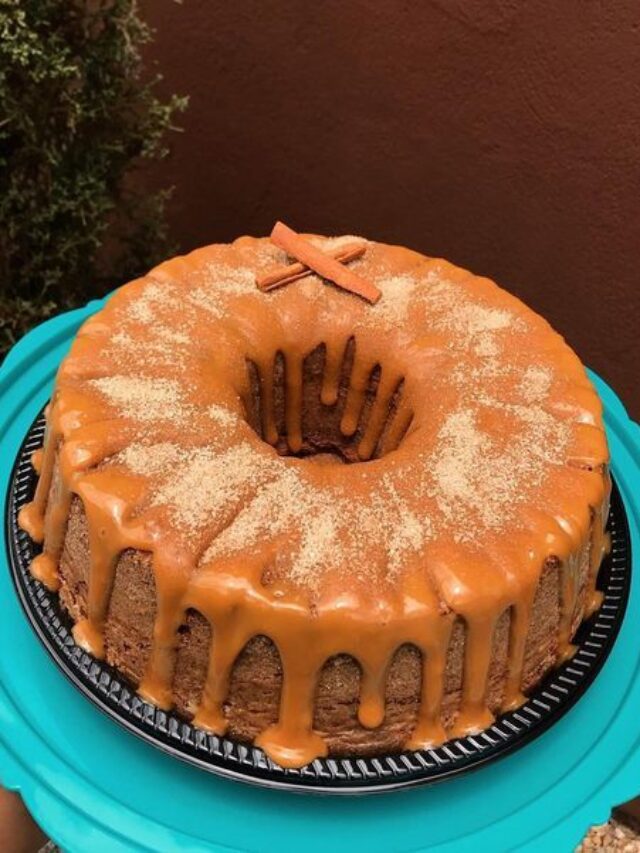 Bolo de Churros com Doce de Leite e canela