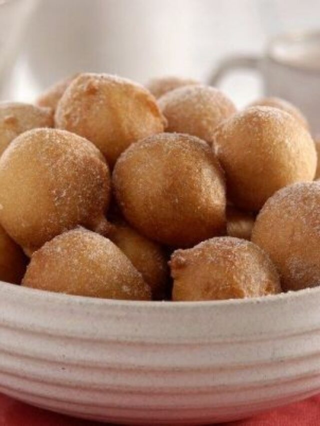 Bolinho de Chuva com açúcar e canela fácil