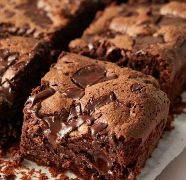 cropped-The-Chewy-Brownies-Of-Your-Dreams-Gemmas-Bigger-Bolder-Baking.jpg