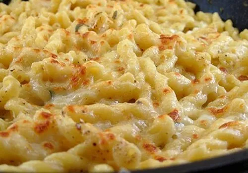 macarrão com queijo tradicional, macarrão ao molho de queijo, macarrão gratinado com queijo, macarrão com queijo cheddar, macarrão com queijo parmesão, macarrão com queijo gorgonzola, macarrão com queijo gouda, macarrão com queijo brie, macarrão com queijo provolone, macarrão com queijo mozzarella, macarrão com queijo cottage, macarrão com queijo ricota, macarrão com queijo e presunto, macarrão com queijo vegano, macarrão com queijo sem lactose, macarrão com queijo e bacon, macarrão com queijo e brócolis, macarrão com queijo e frango, macarrão com queijo e linguiça, macarrão com queijo e tomate, macarrão com queijo ao forno, macarrão com queijo e molho branco, macarrão com queijo e espinafre, macarrão com queijo e cogumelos, macarrão com queijo e pimenta.
